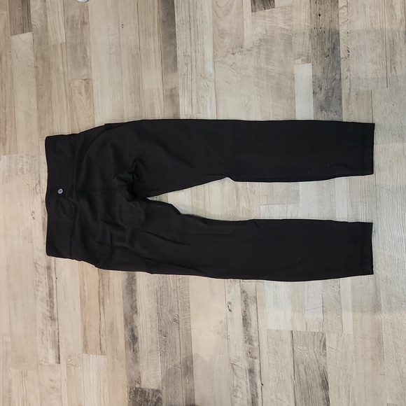 Lululemon Invigorate tight - Picture 2 of 3